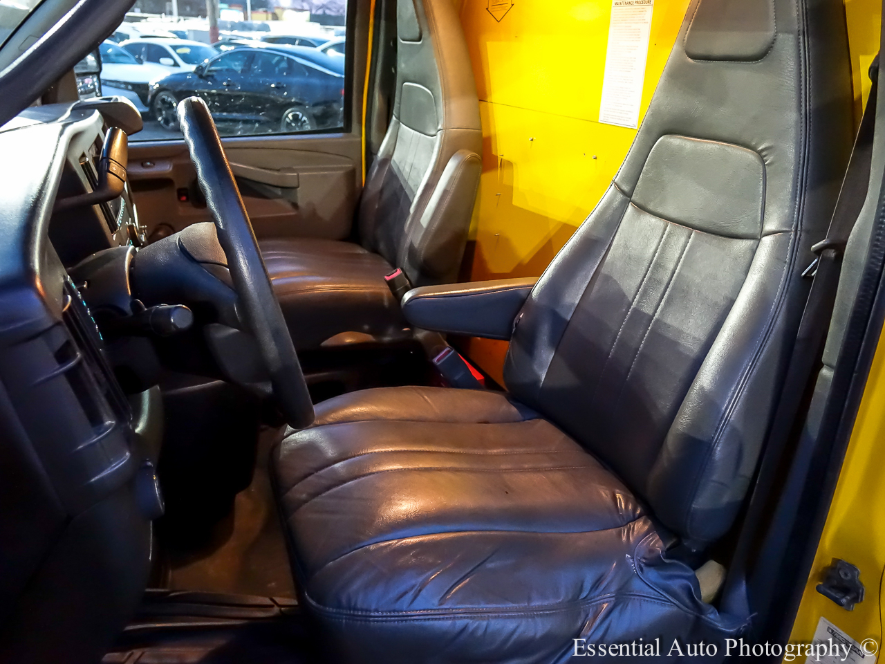 GMC Savana G3500 177 in. 2016