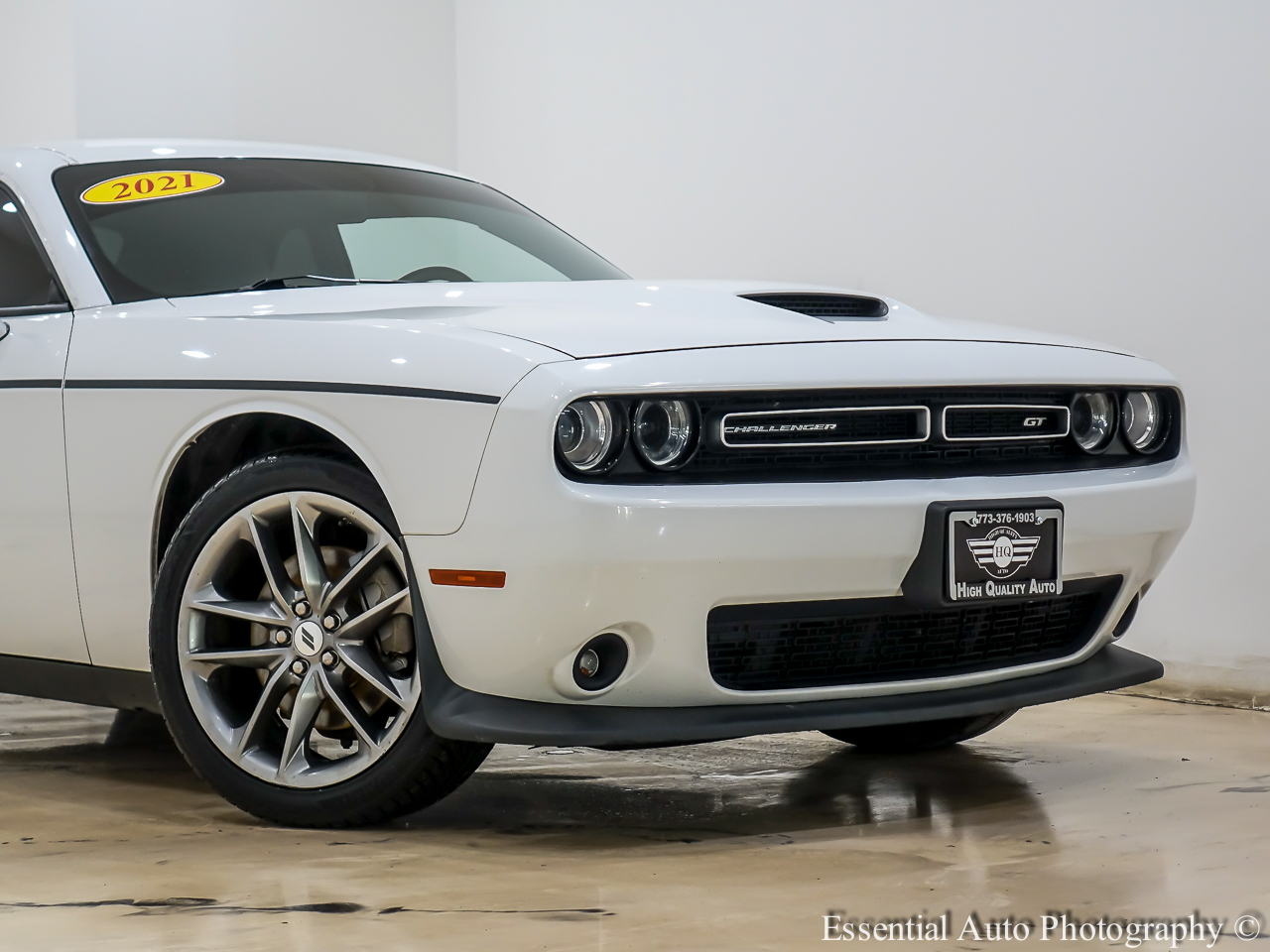 Dodge Challenger GT AWD 2021