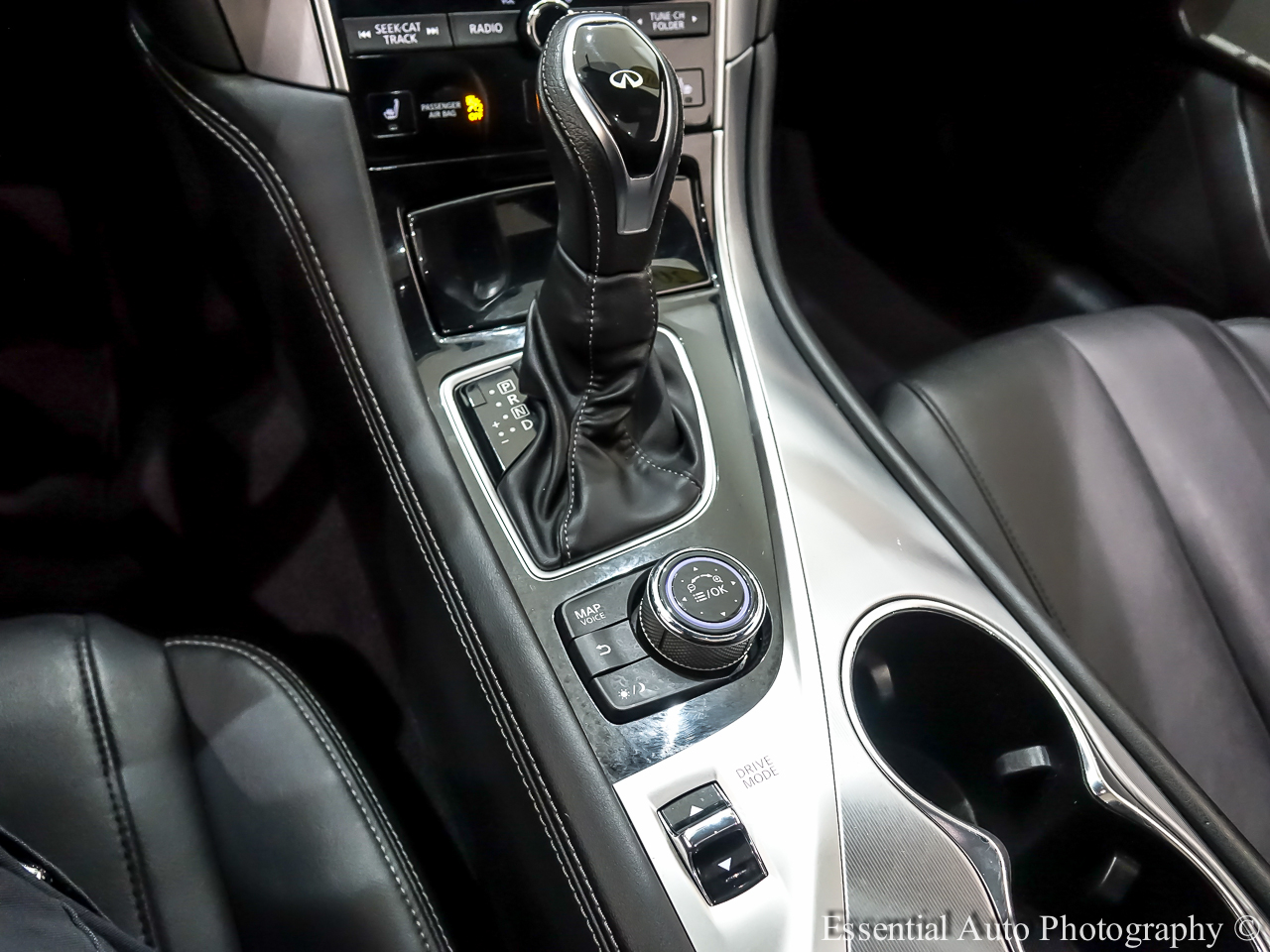 Infiniti Q60 Sport AWD 2017