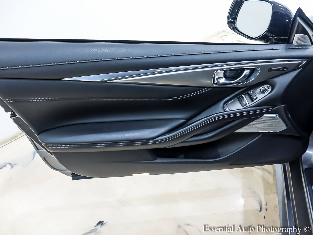 Infiniti Q60 Sport AWD 2017