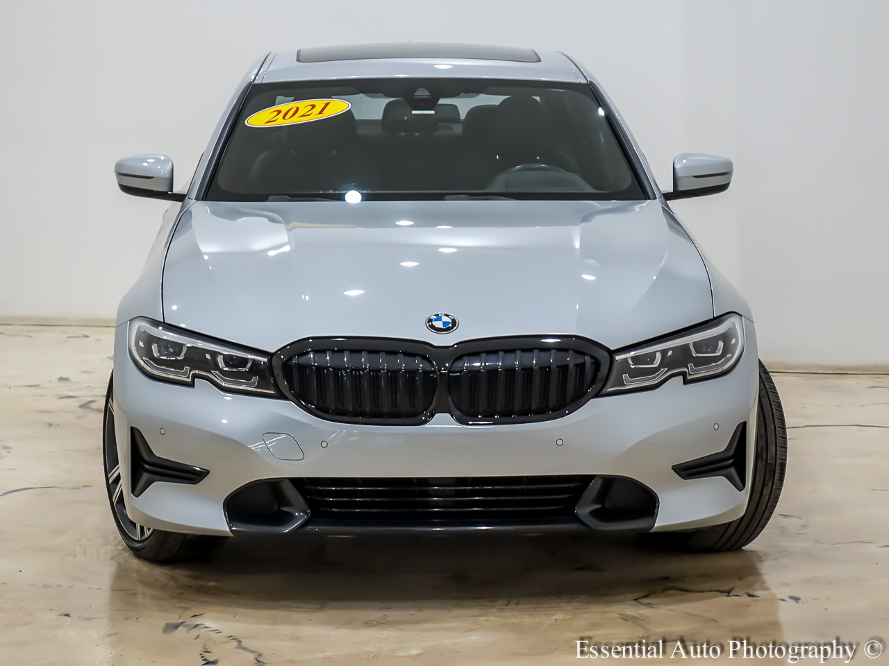 BMW 3-Series 330i xDrive 2021