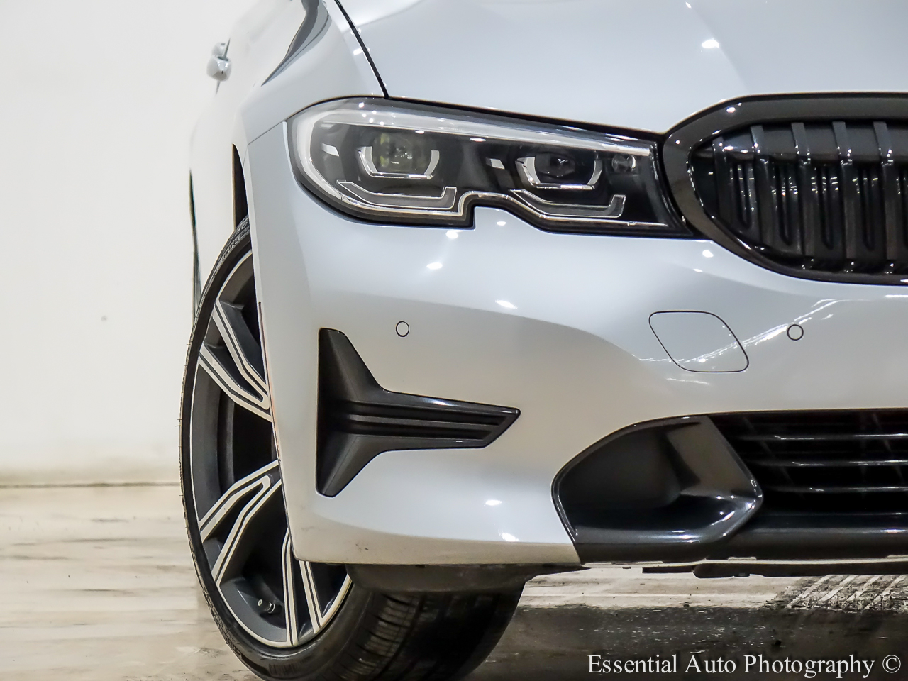 BMW 3-Series 330i xDrive 2021