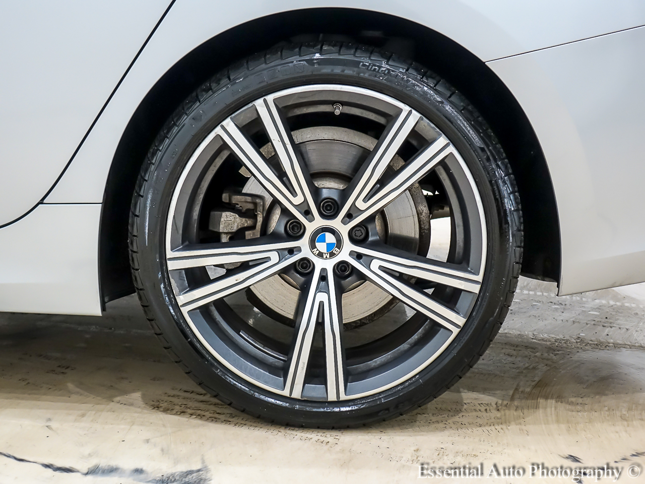 BMW 3-Series 330i xDrive 2021