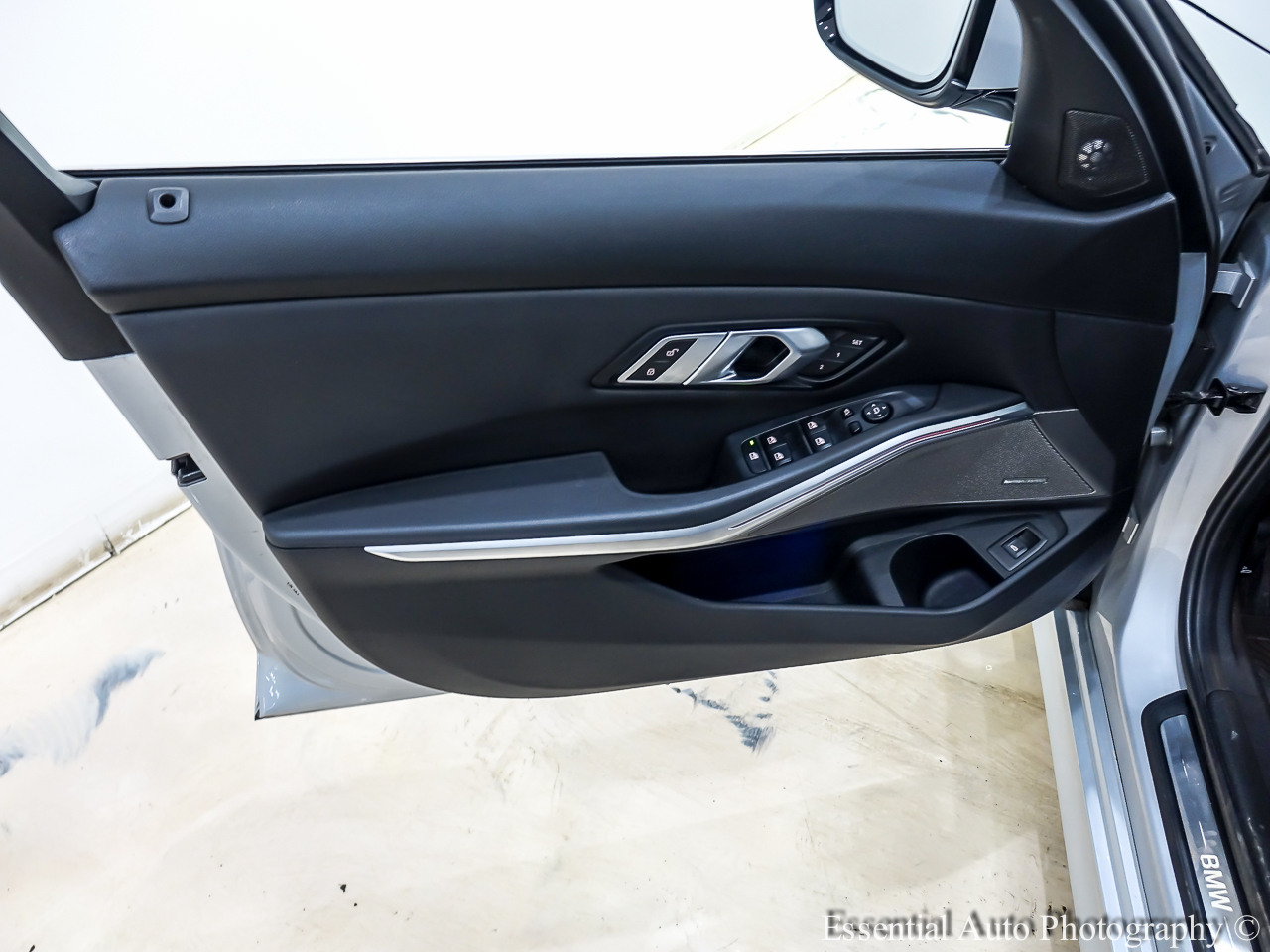 BMW 3-Series 330i xDrive 2021