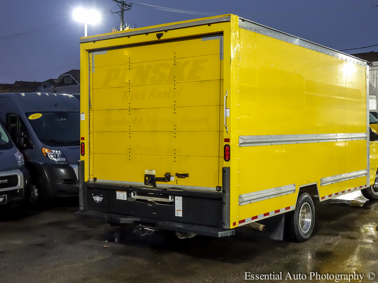 GMC Savana G3500 177 in. 2019