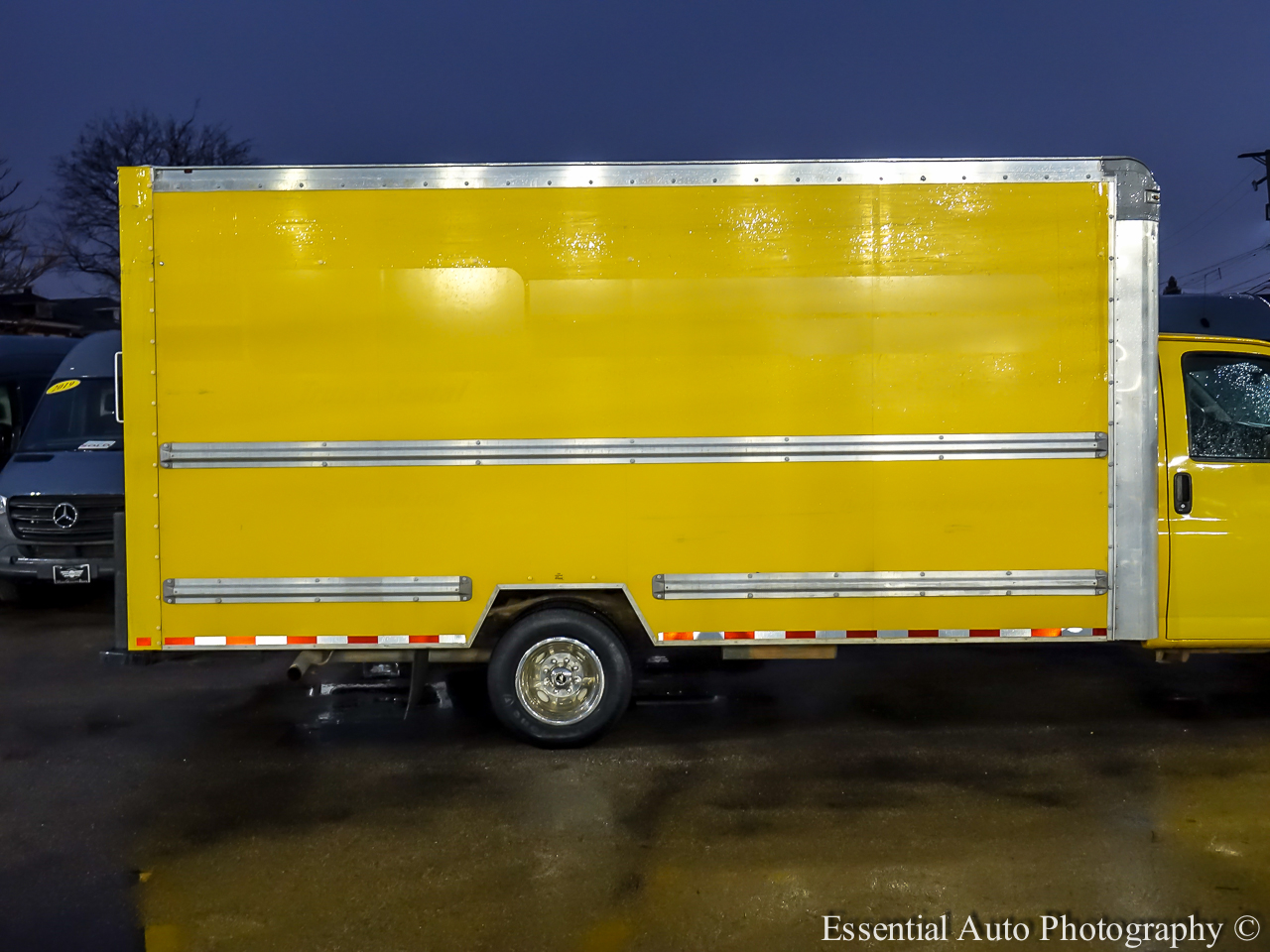 GMC Savana G3500 177 in. 2019