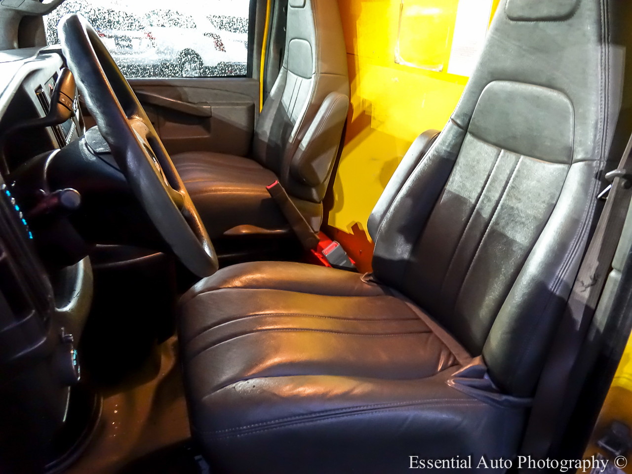 GMC Savana G3500 177 in. 2019