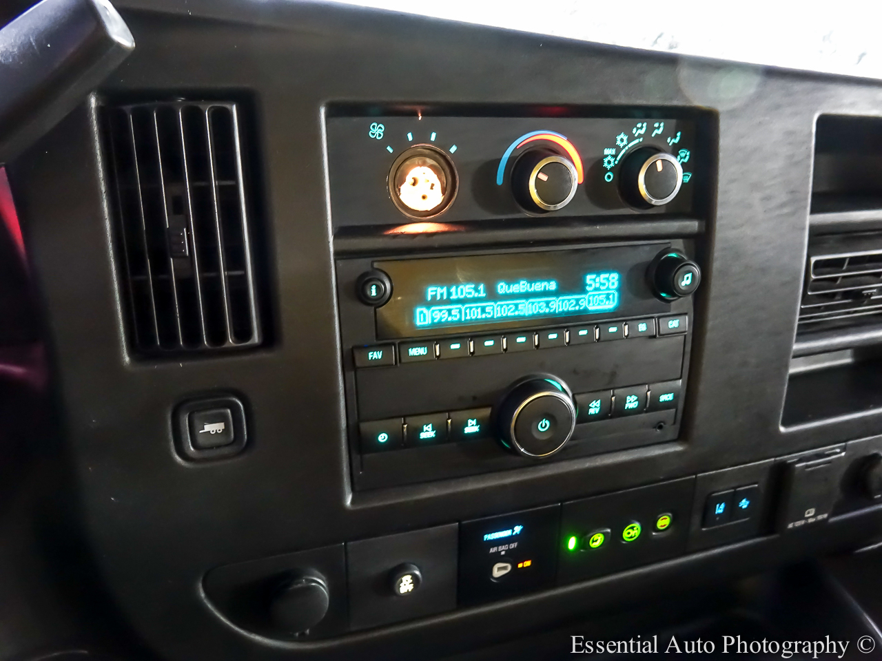 GMC Savana G3500 177 in. 2019