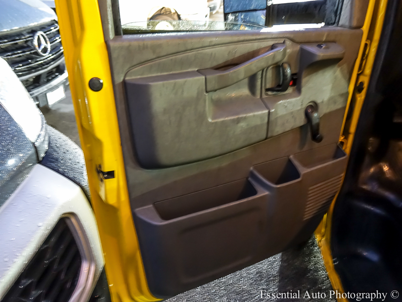 GMC Savana G3500 177 in. 2019