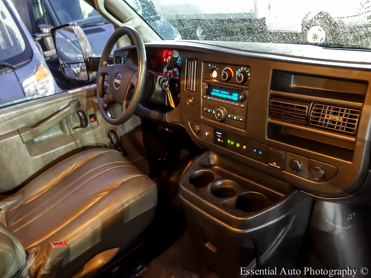 GMC Savana G3500 177 in. 2019