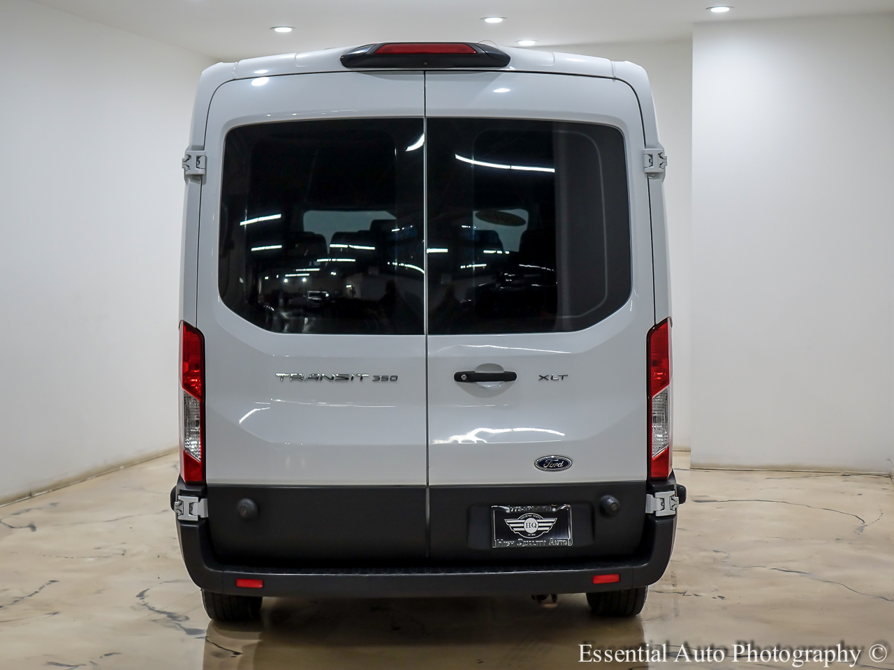 Ford Transit 350 Wagon Med. Roof XL w/Sliding Pass. 148-in. WB 2019