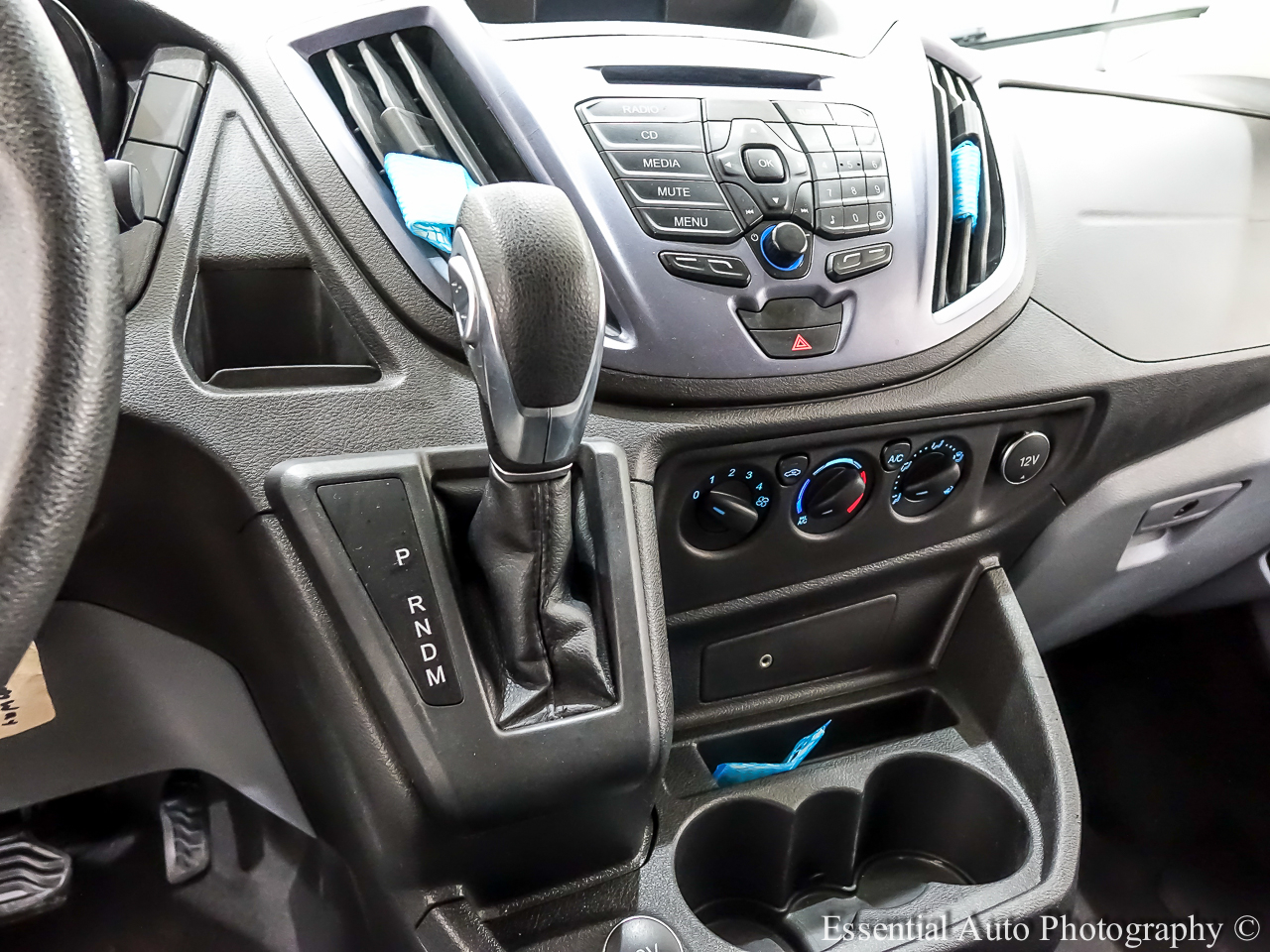 Ford Transit 350 Wagon Med. Roof XL w/Sliding Pass. 148-in. WB 2019