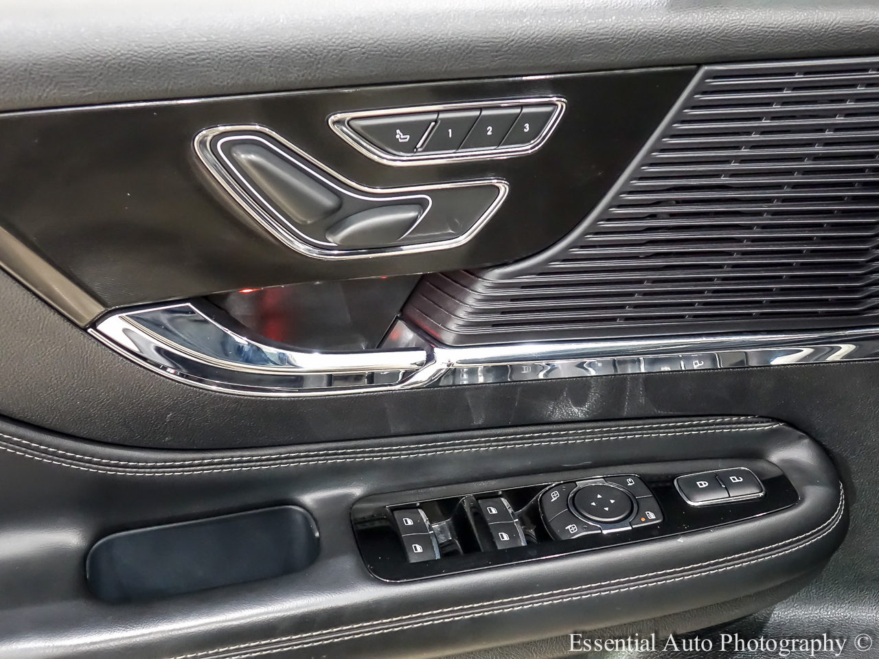 Lincoln Corsair Base AWD 2021