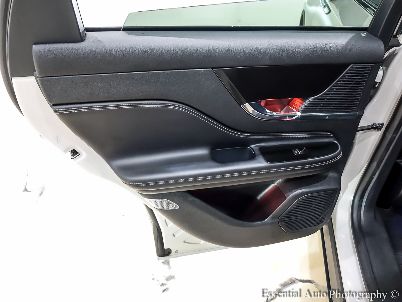 Lincoln Corsair Base AWD 2021