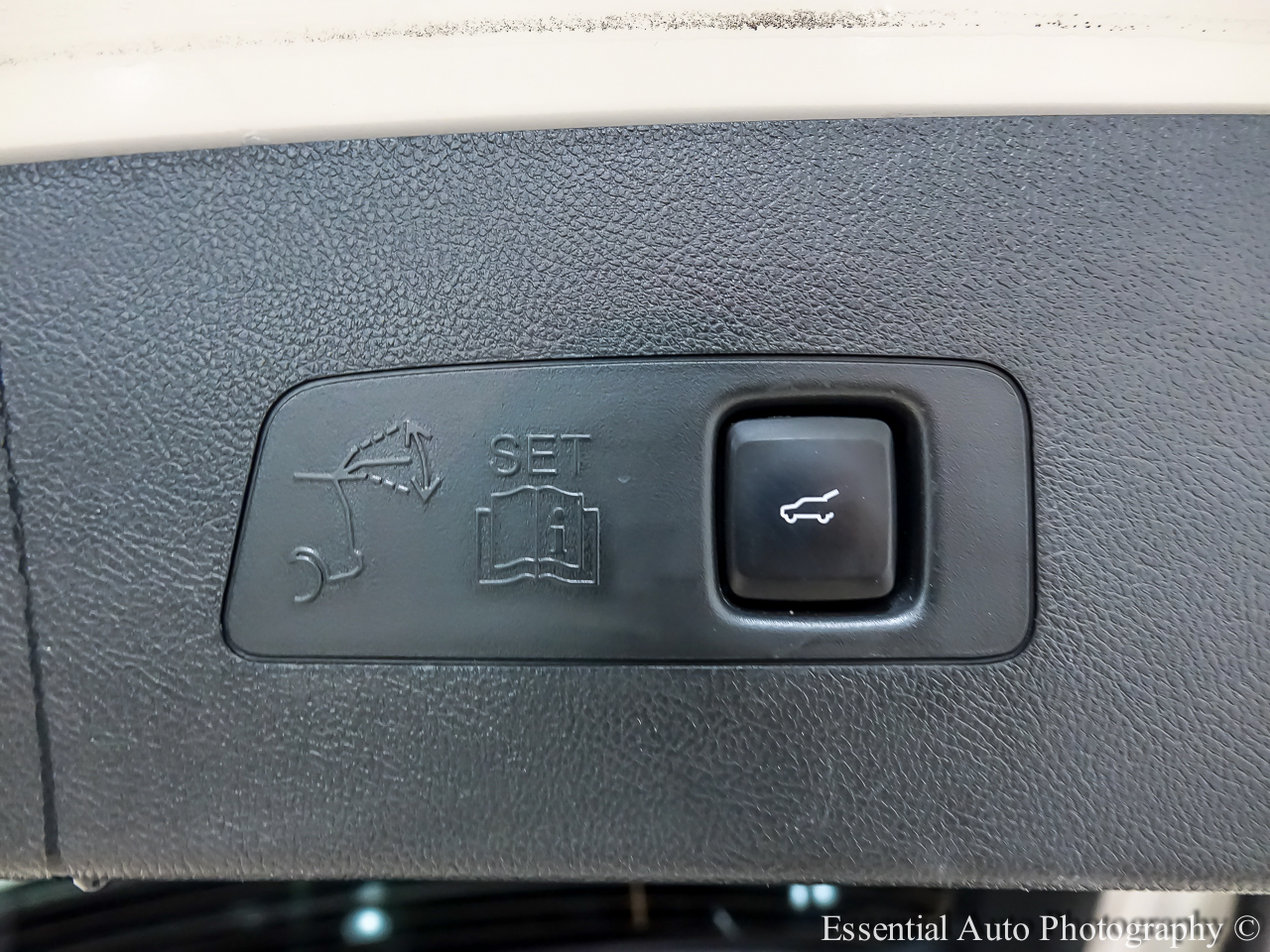 Lincoln Corsair Base AWD 2021