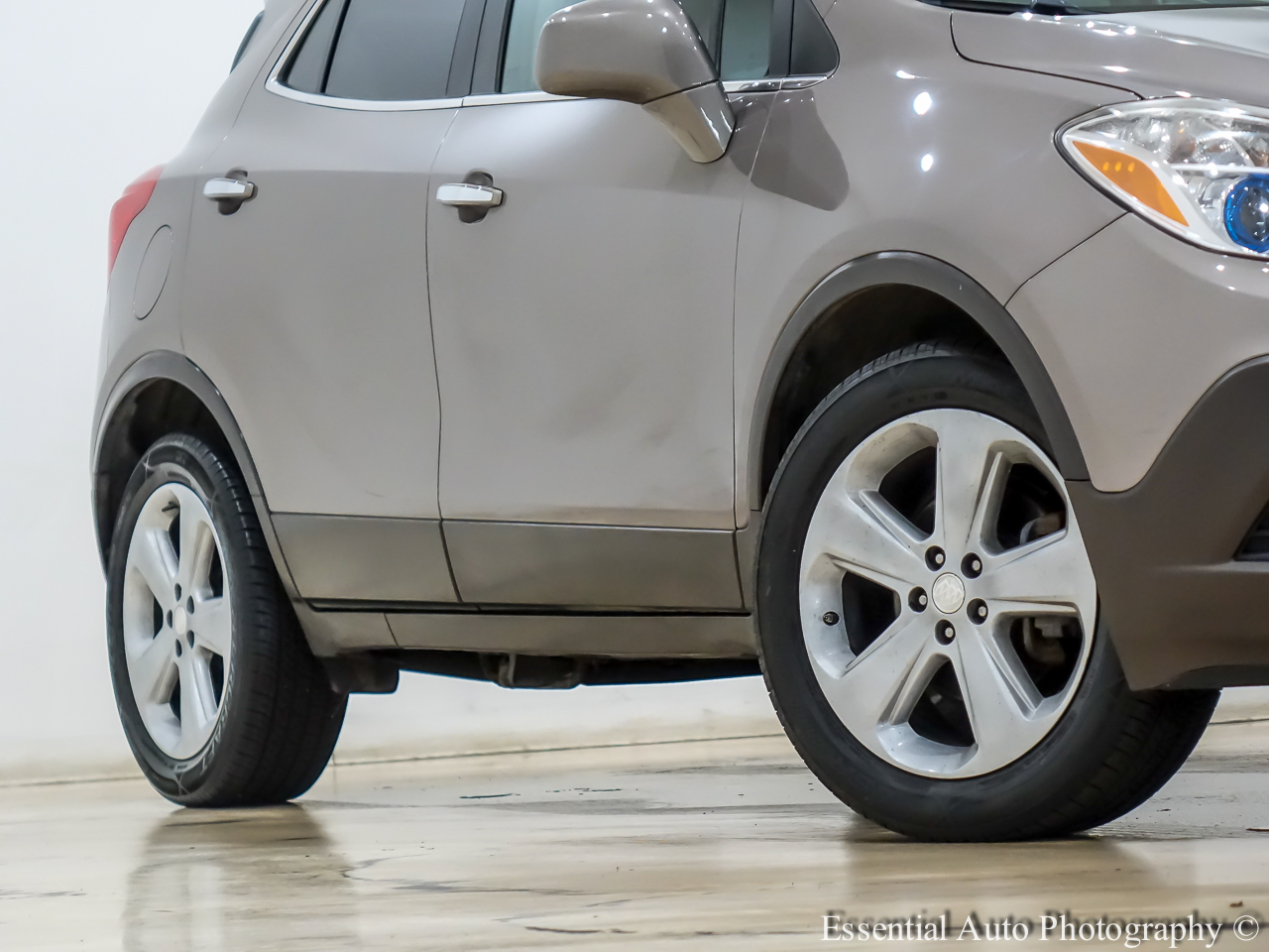 Buick Encore Base FWD 2013