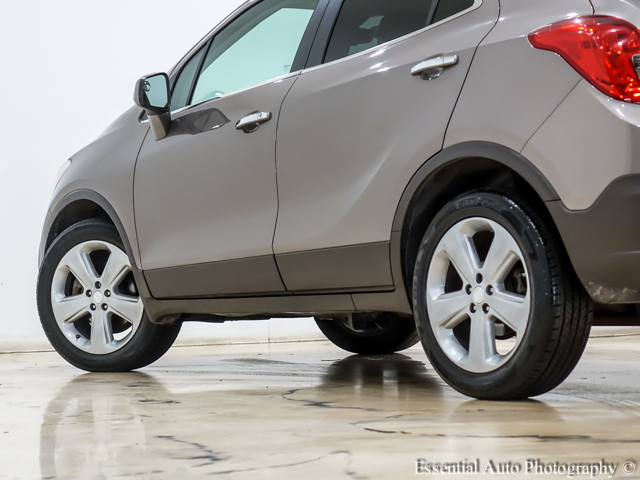 Buick Encore Base FWD 2013