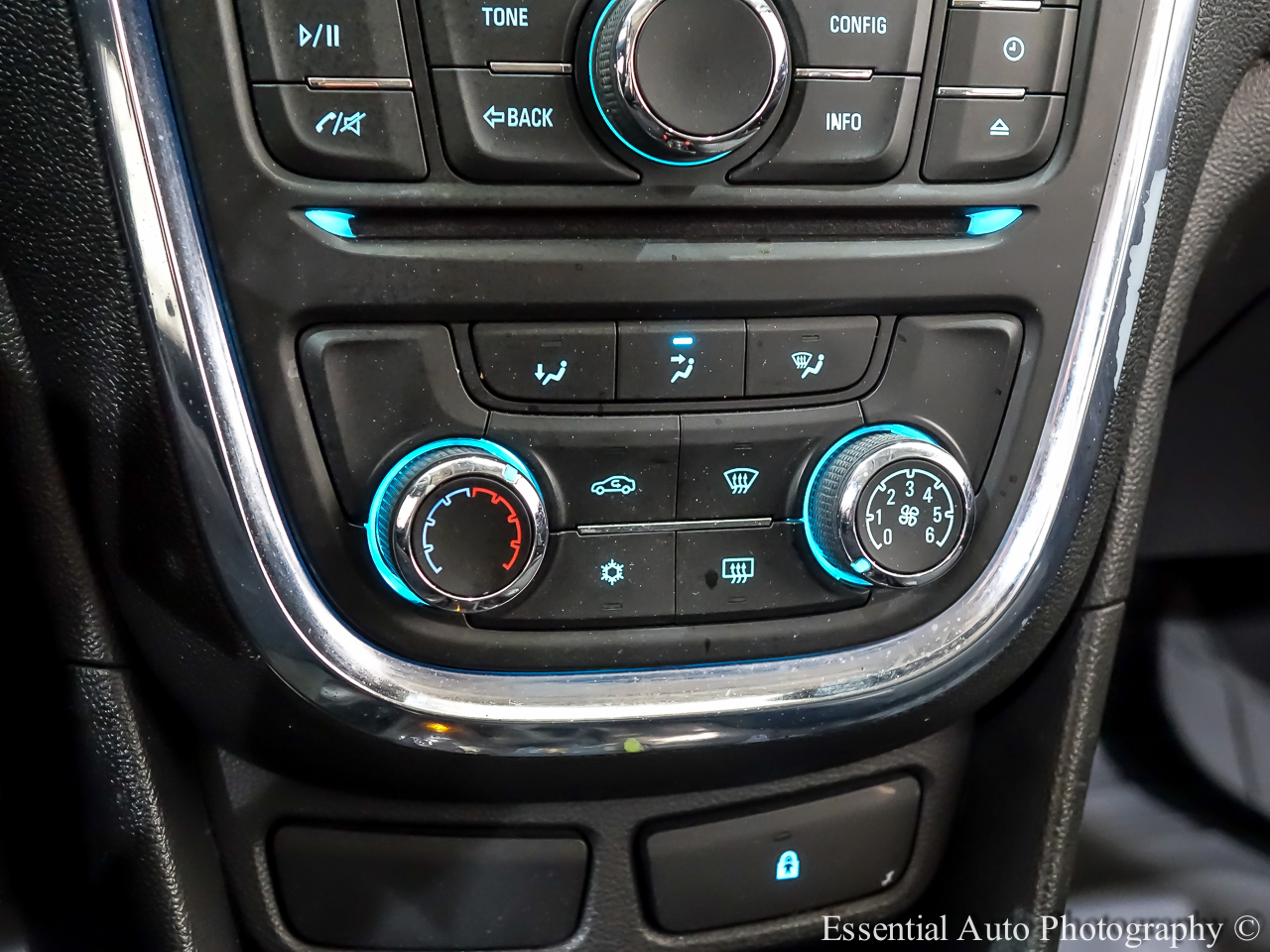 Buick Encore Base FWD 2013