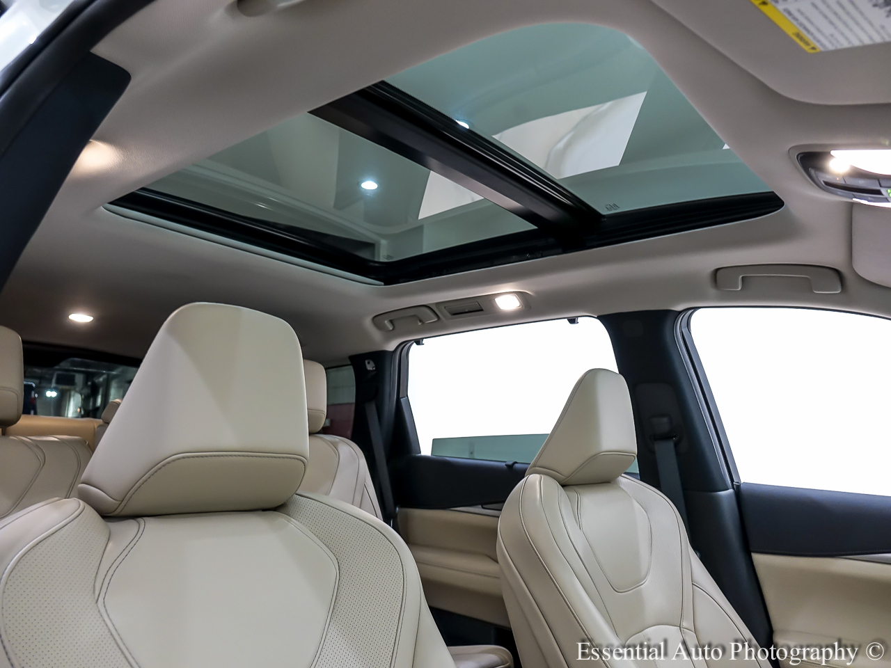 Infiniti QX60 LUXE AWD 2023