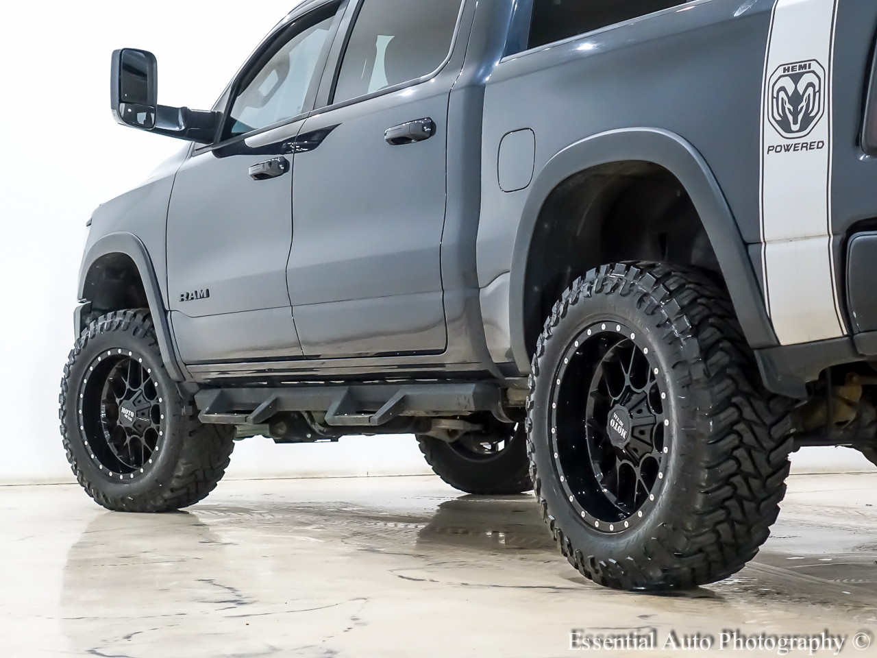 RAM 1500 Rebel Crew Cab SB 4WD 2019