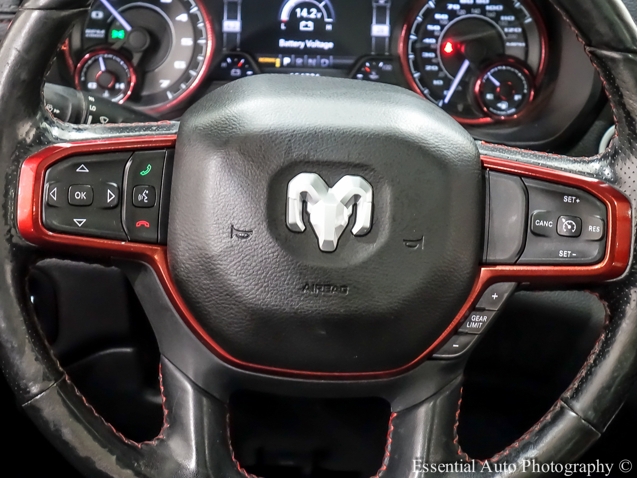 RAM 1500 Rebel Crew Cab SB 4WD 2019