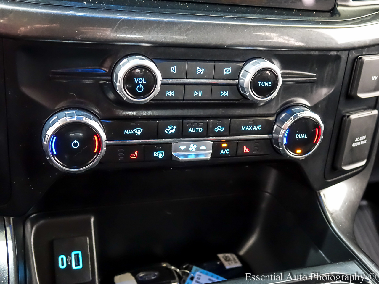 Ford F-150 Tremor 4WD SuperCrew 5.5' Box 2023