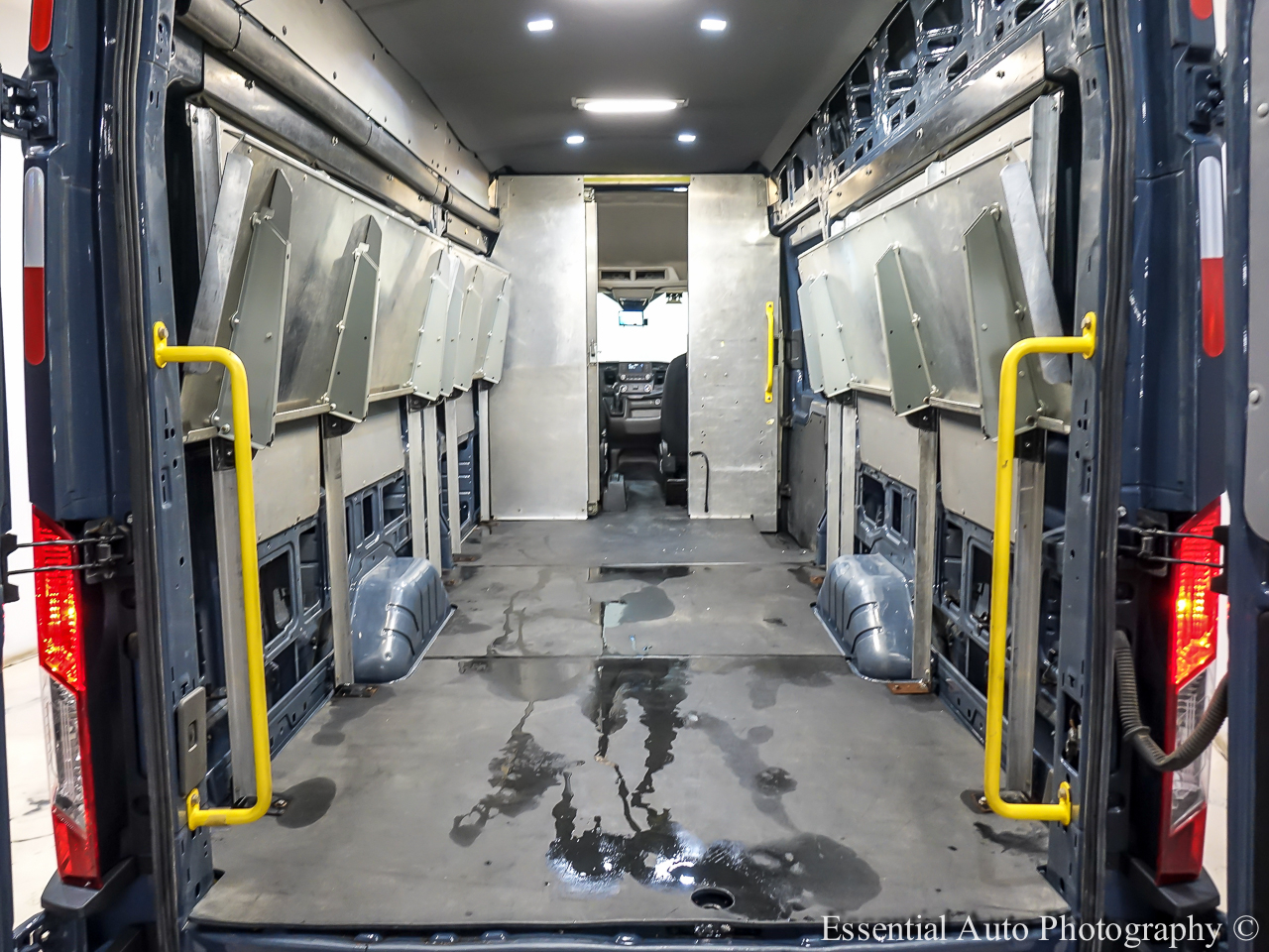 Ford Transit 250 Van High Roof w/Sliding Pass. 148-in. WB EL 2020