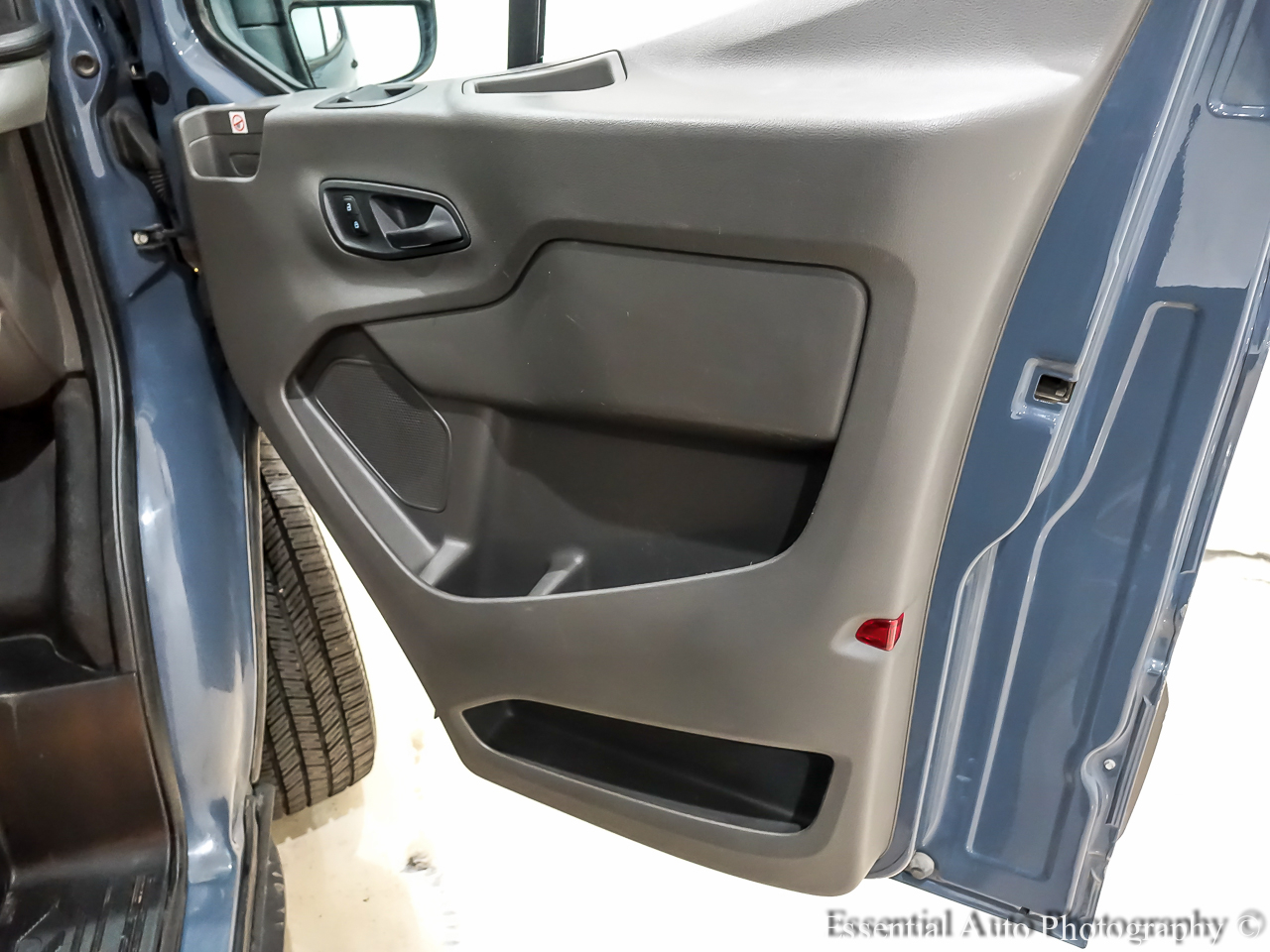 Ford Transit 250 Van High Roof w/Sliding Pass. 148-in. WB EL 2020