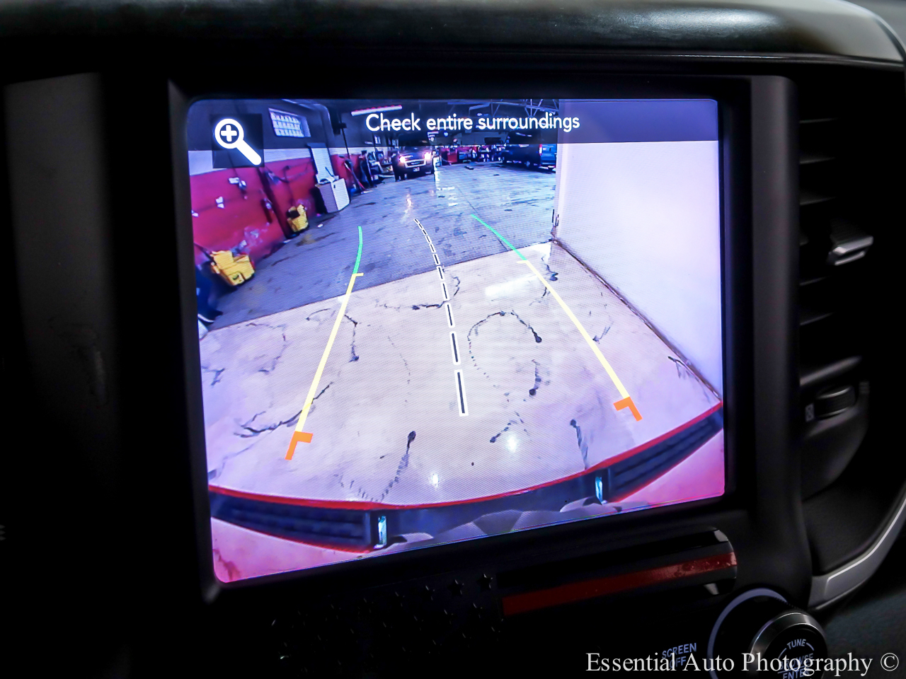 RAM 1500 Big Horn Crew Cab SWB 4WD 2021