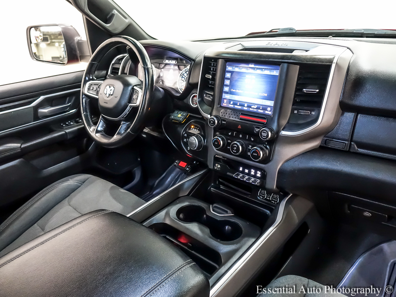 RAM 1500 Big Horn Crew Cab SWB 4WD 2021