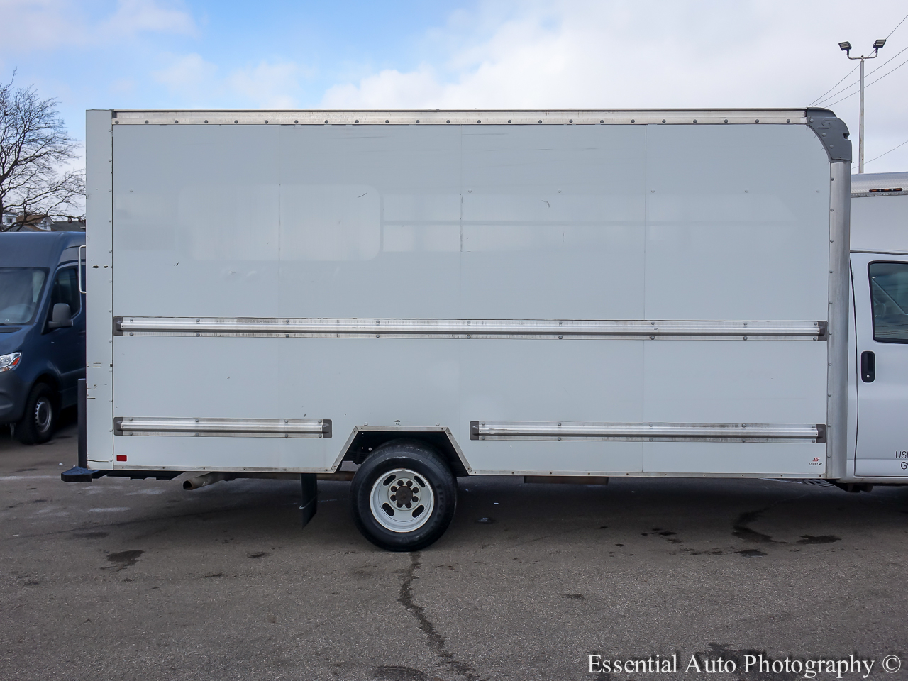 GMC Savana G3500 177 in. 2020