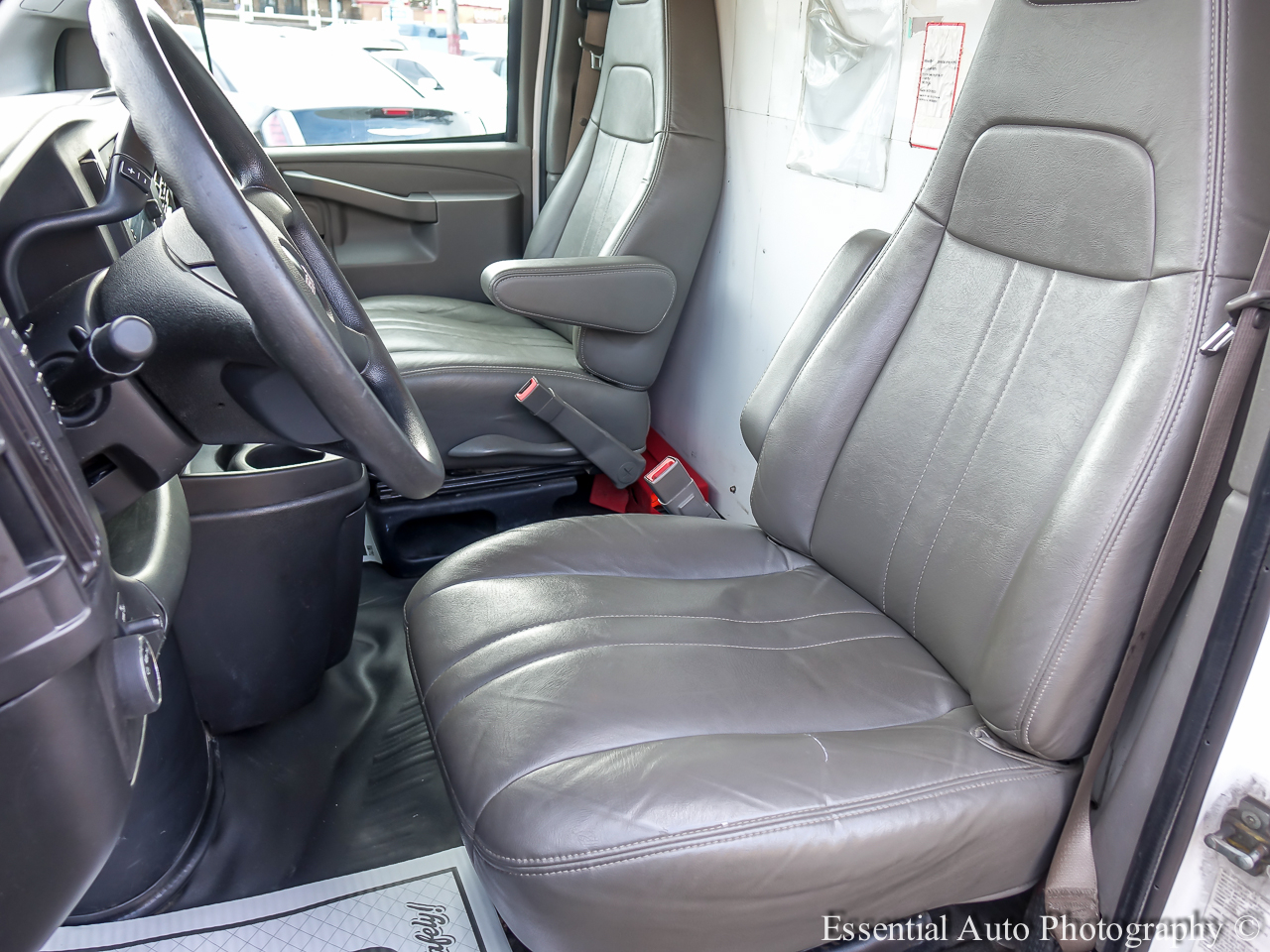 GMC Savana G3500 177 in. 2020