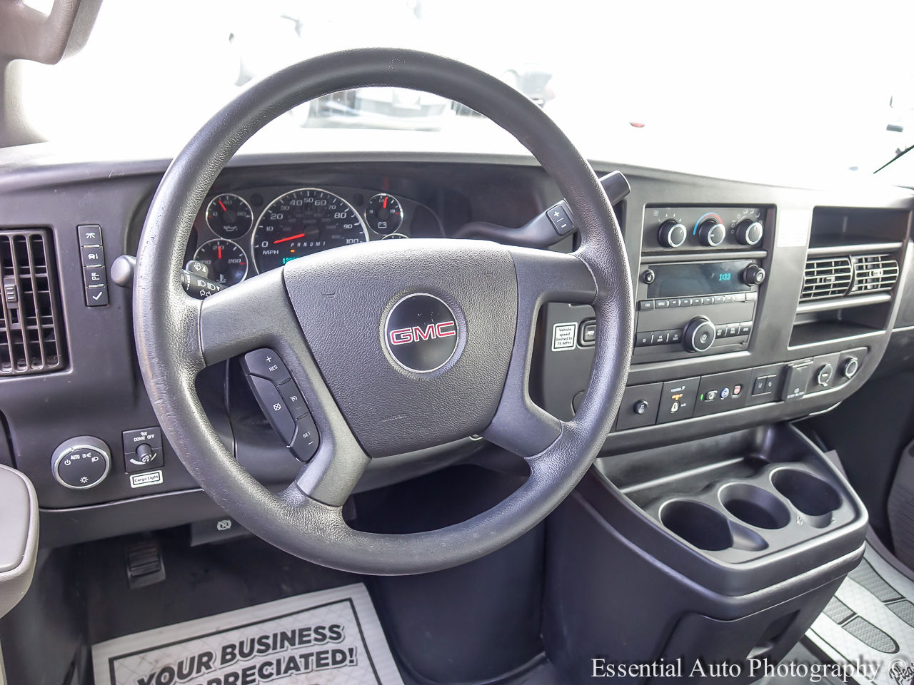 GMC Savana G3500 177 in. 2020