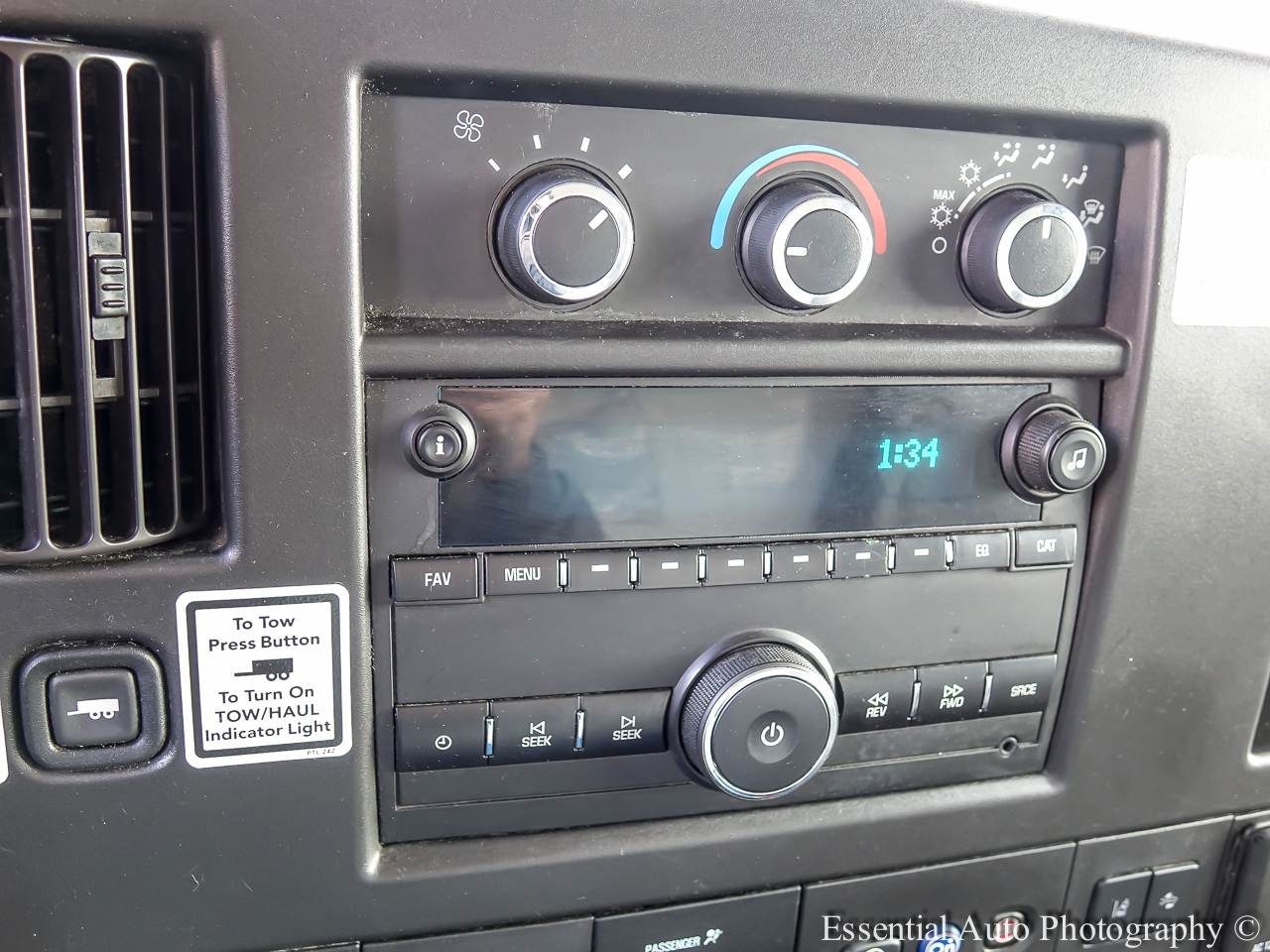 GMC Savana G3500 177 in. 2020