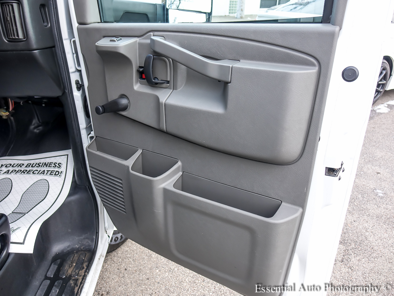 GMC Savana G3500 177 in. 2020