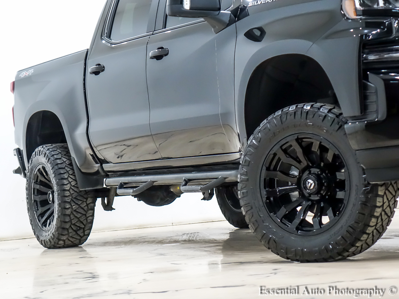 Chevrolet Silverado 1500 RST Crew Cab Long Box 4WD 2020