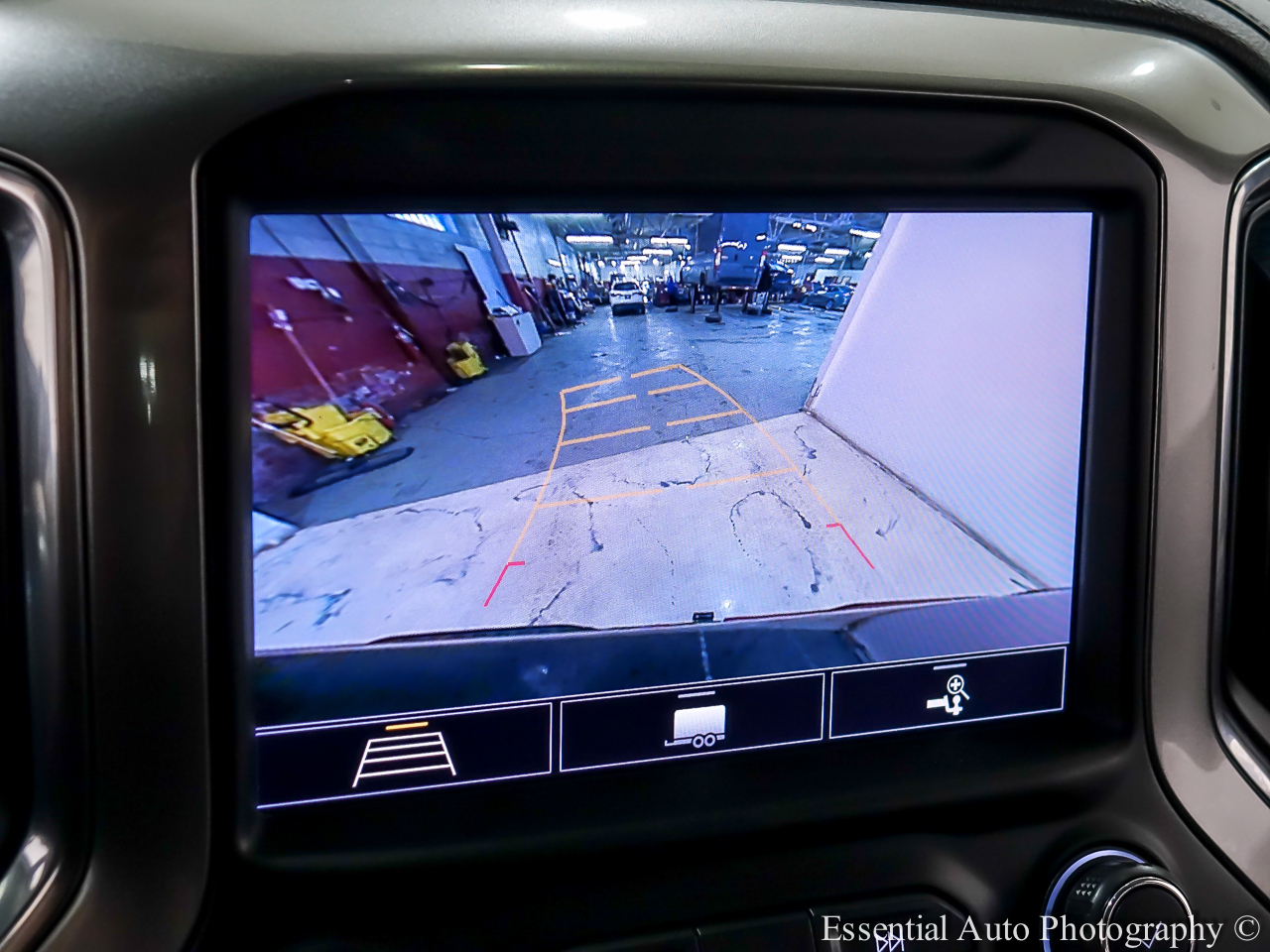 Chevrolet Silverado 1500 RST Crew Cab Long Box 4WD 2020