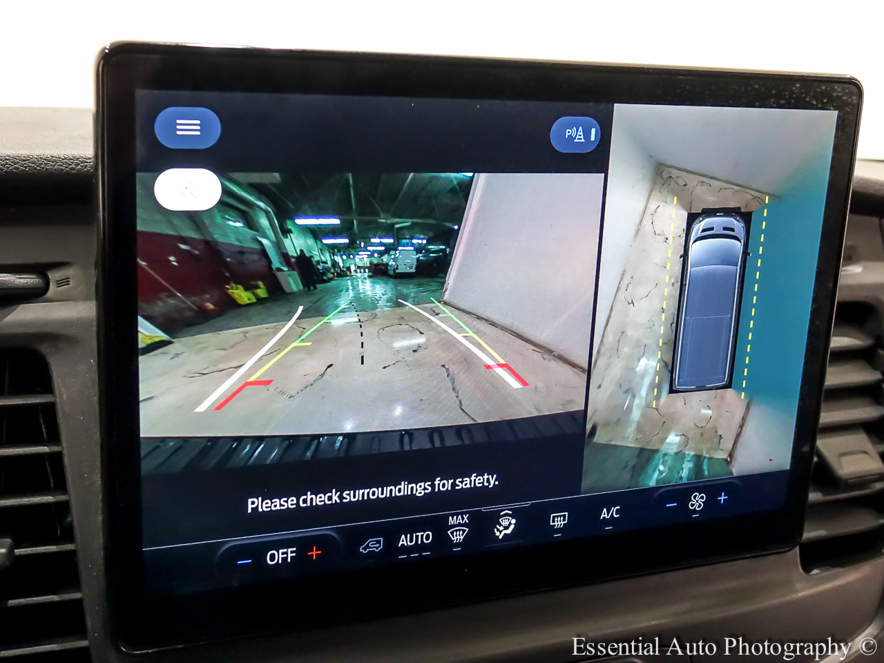 Ford Transit 150 Van Low Roof w/Sliding Pass. 130-in. WB 2023