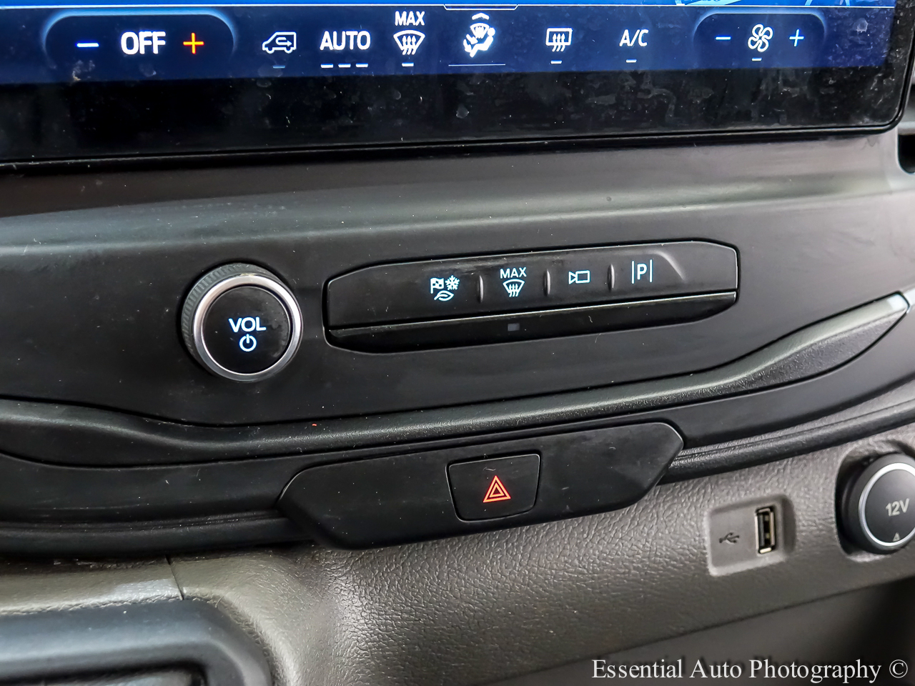 Ford Transit 150 Van Low Roof w/Sliding Pass. 130-in. WB 2023