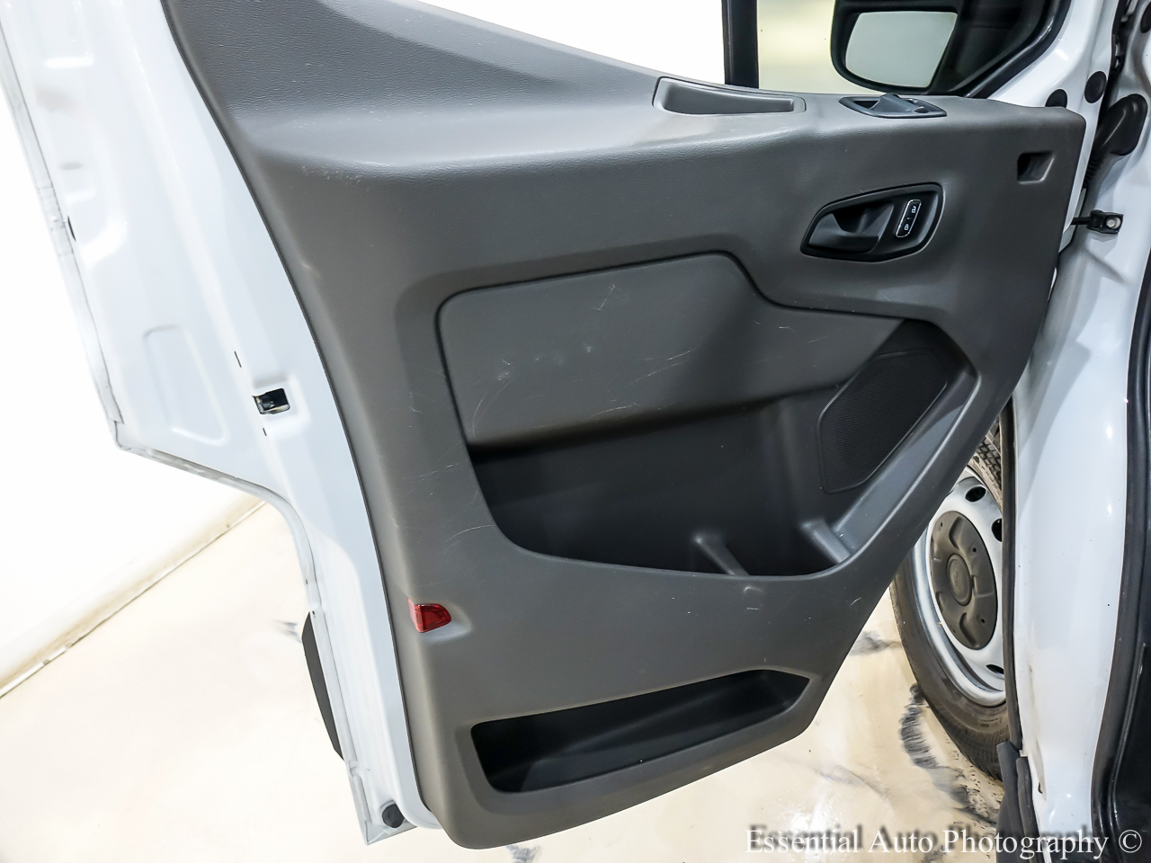 Ford Transit 150 Van Low Roof w/Sliding Pass. 130-in. WB 2023