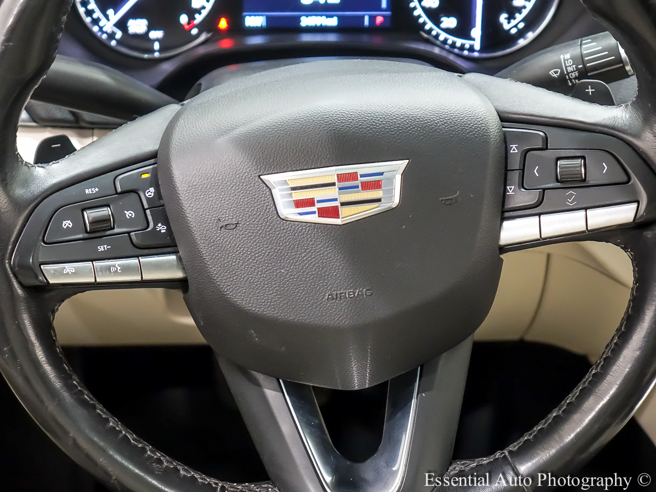 Cadillac CT4 Luxury 2021