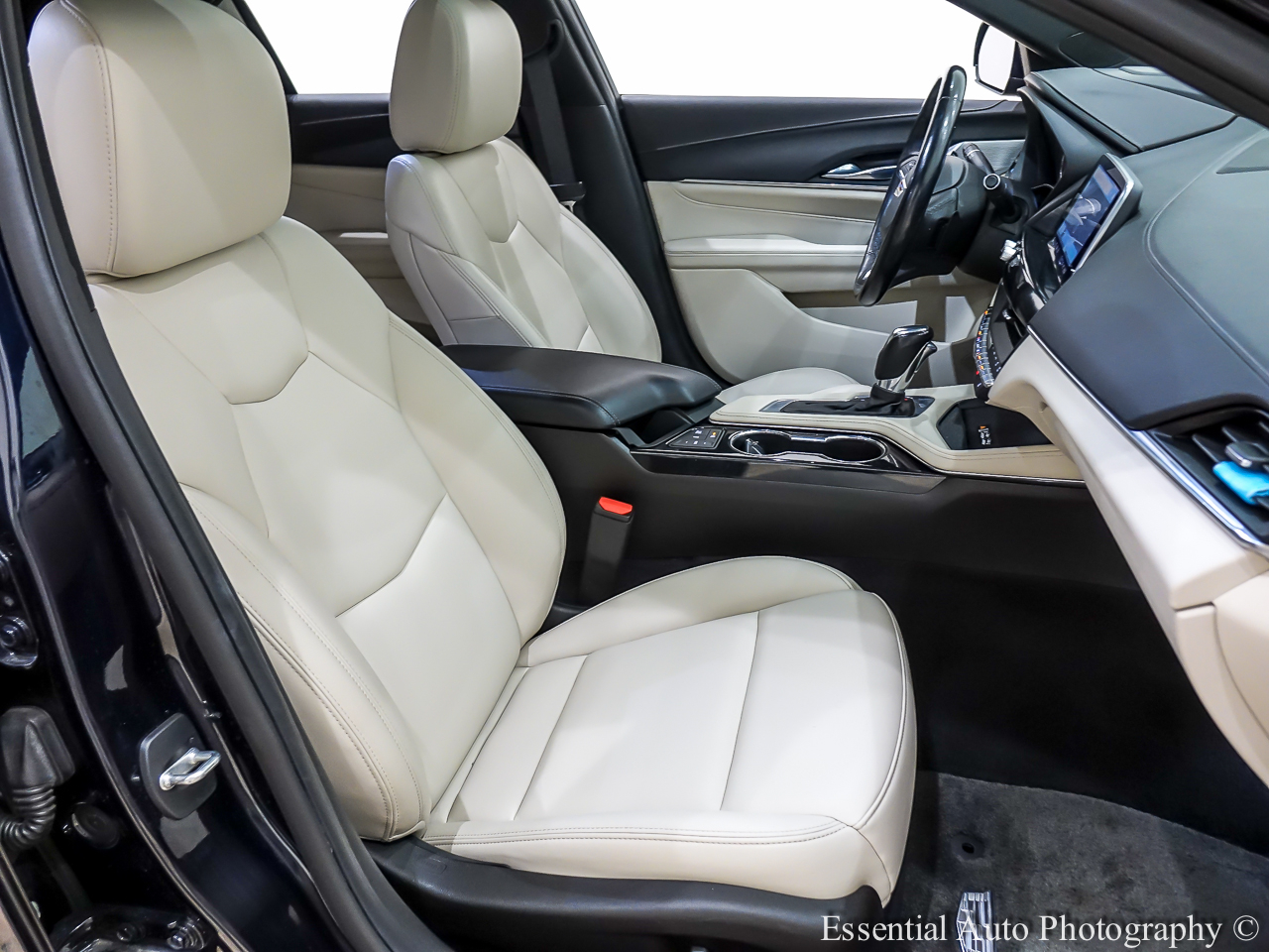 Cadillac CT4 Luxury 2021