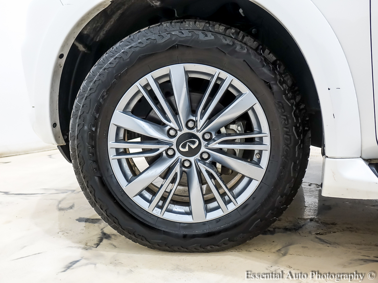 Infiniti QX80 PREMIUM SELECT 2024