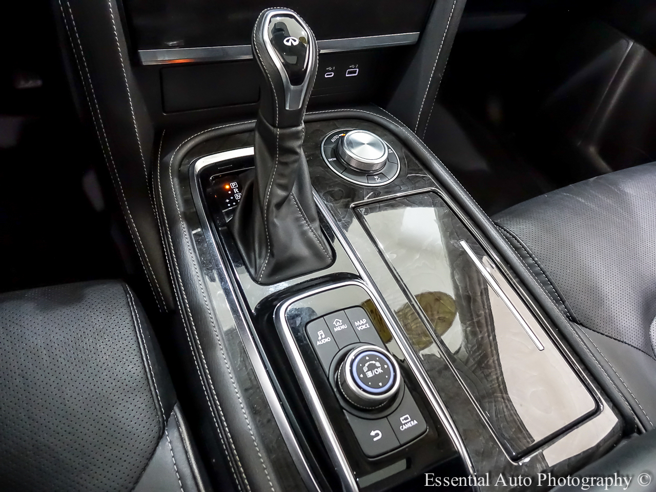 Infiniti QX80 PREMIUM SELECT 2024