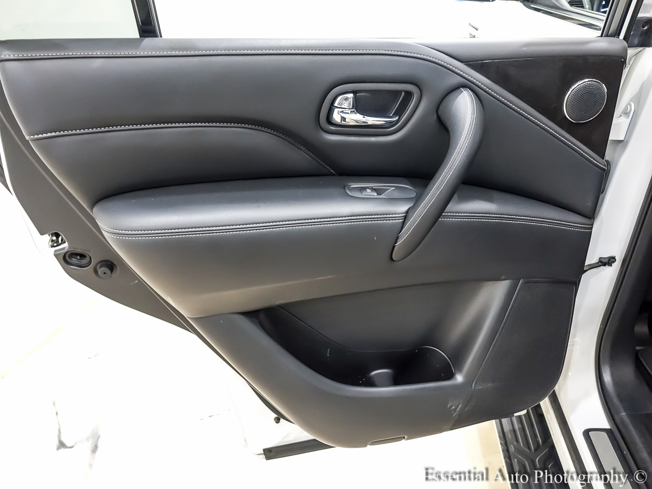 Infiniti QX80 PREMIUM SELECT 2024