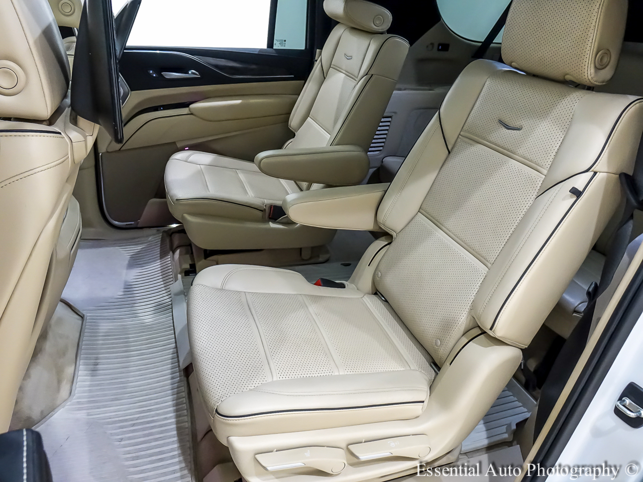 Cadillac Escalade ESV Premium Luxury 4WD 2021