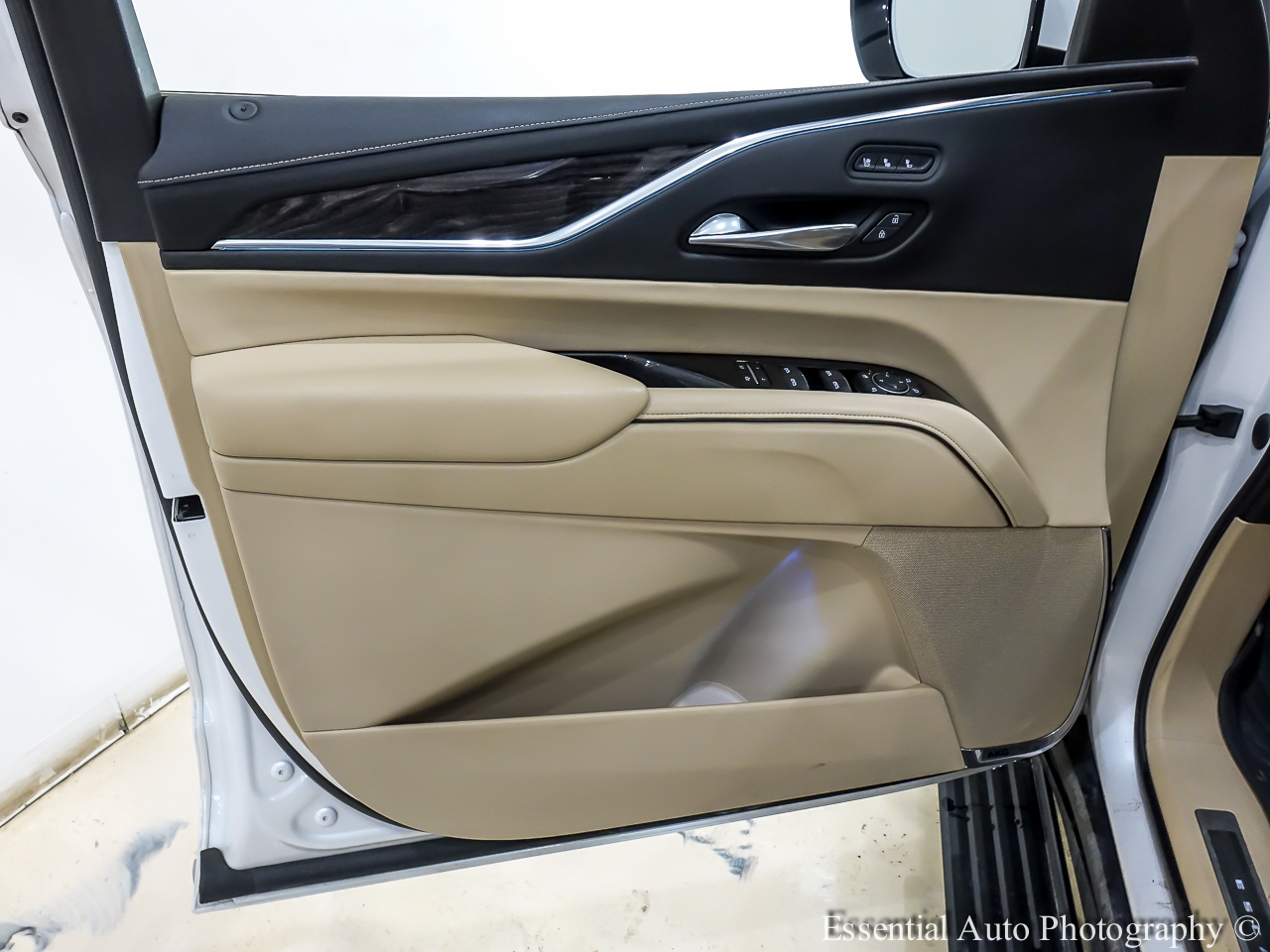 Cadillac Escalade ESV Premium Luxury 4WD 2021