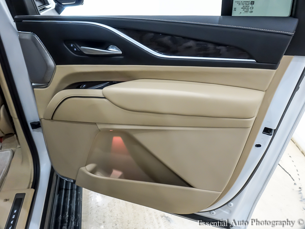 Cadillac Escalade ESV Premium Luxury 4WD 2021