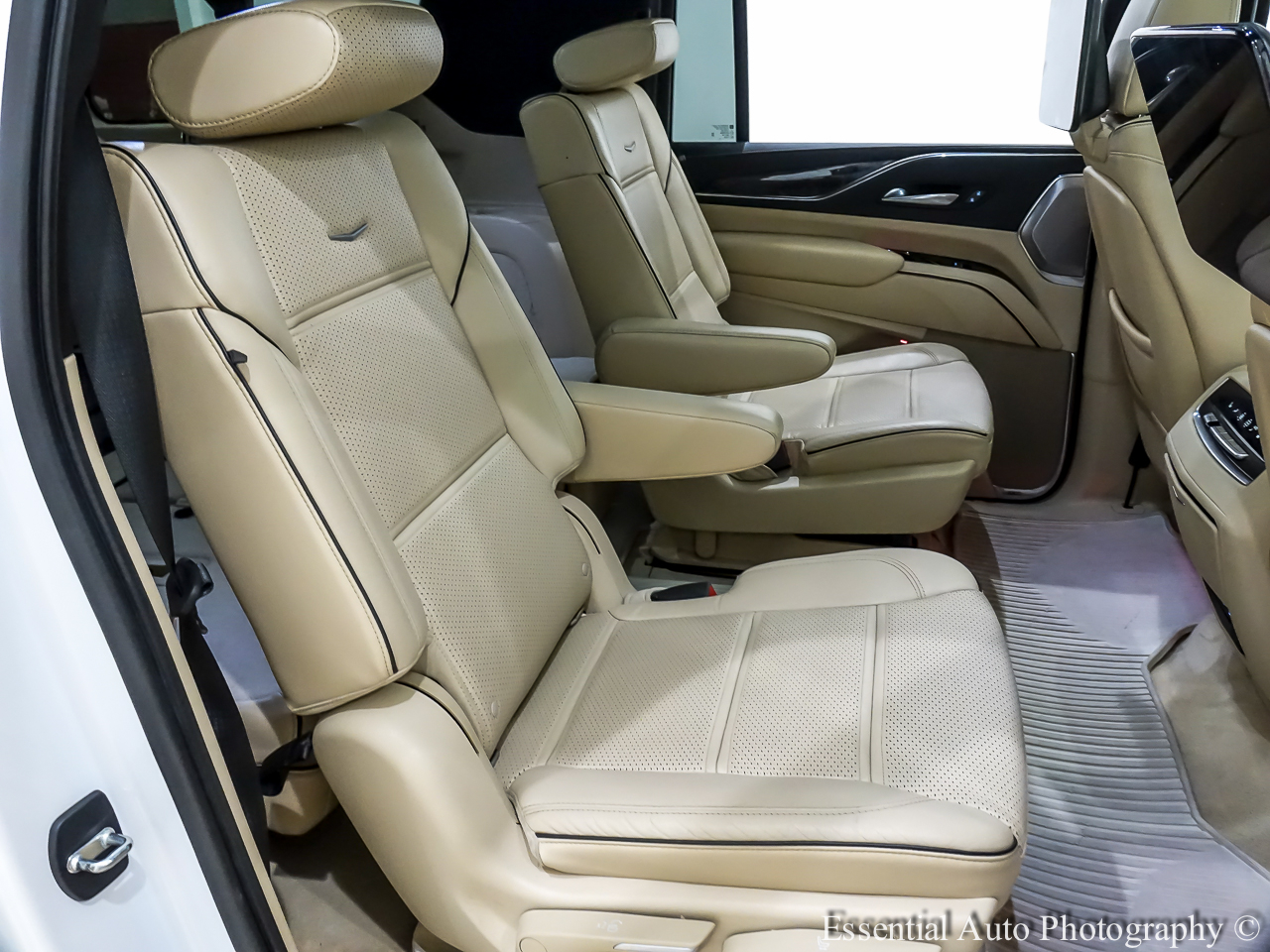 Cadillac Escalade ESV Premium Luxury 4WD 2021