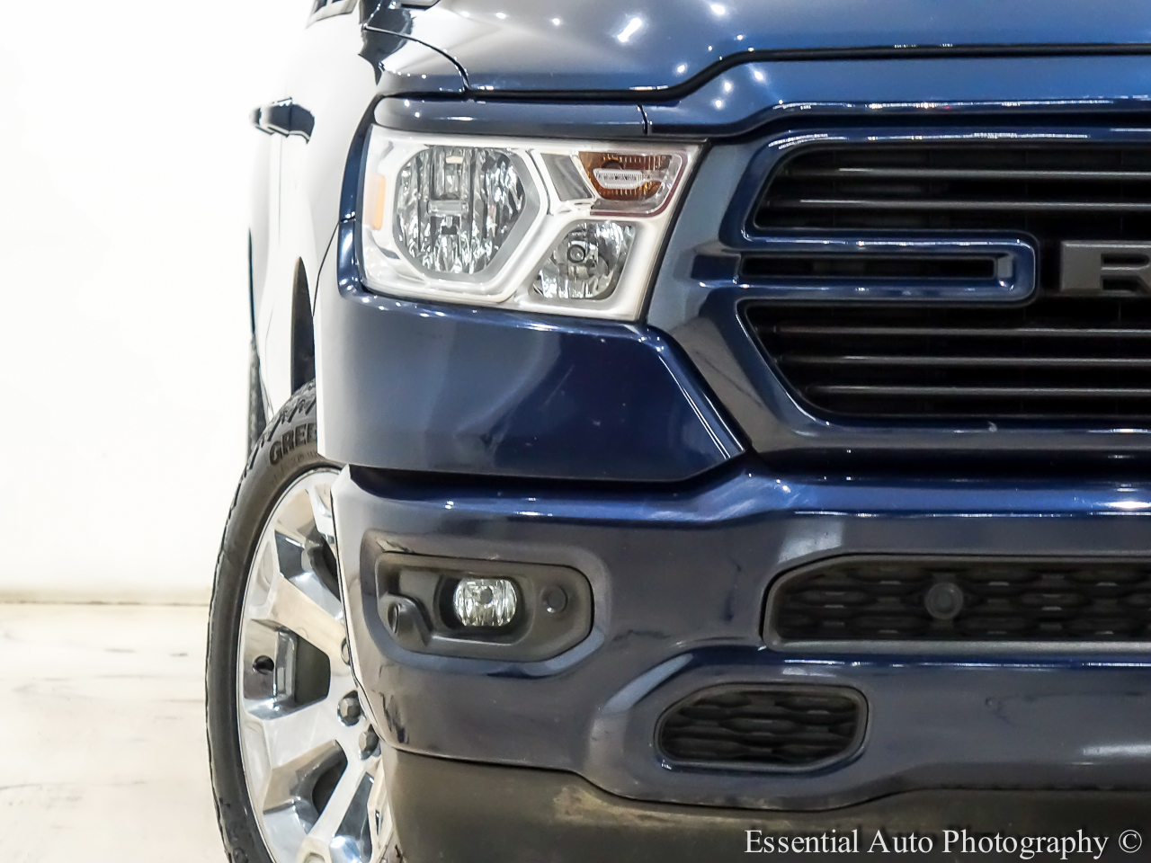 RAM 1500 Big Horn Crew Cab SWB 4WD 2021